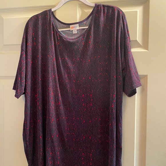 LulaRoe Irma Tunic Top, Size XL (20-22) - Picture 1 of 3